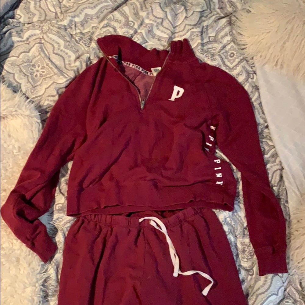 Victoria’s Secret full set maroon. Size small set